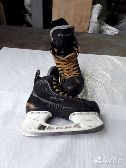 Хоккейные коньки bauer 43 размер