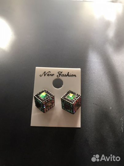 Серьги куб