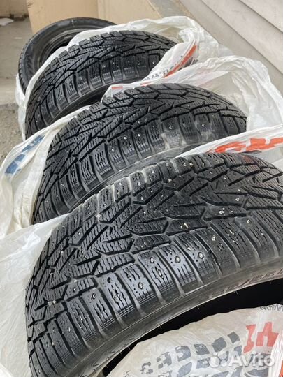 Nokian Tyres Hakkapeliitta 7 235/55 R17