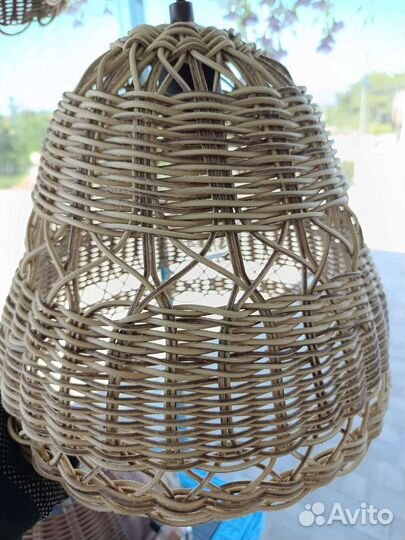 Люстра из ротанга