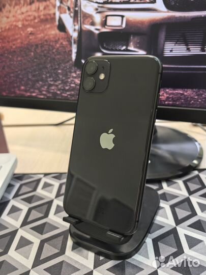 iPhone 11, 64 ГБ