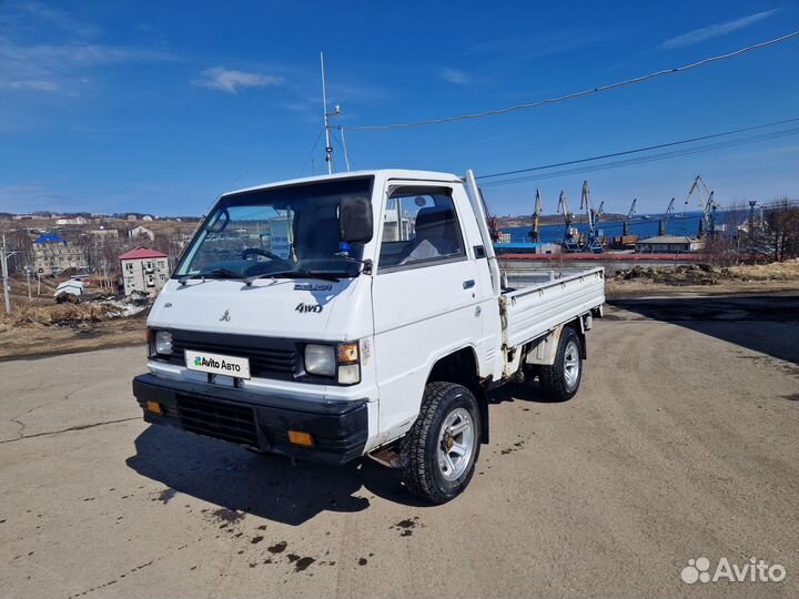 Mitsubishi Fuso Canter, 1992