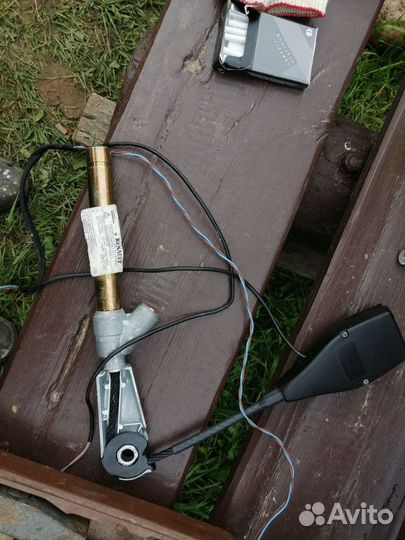 Преднатяжитель ремня безопасности и пиропатрон