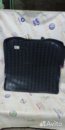 Коврик в багажник новый Renault Duster Arka