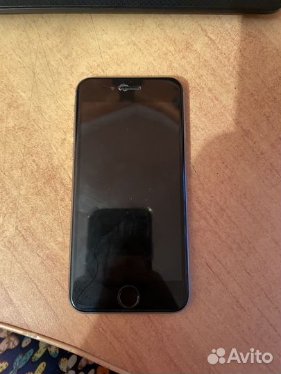 Телефон iPhone 6s
