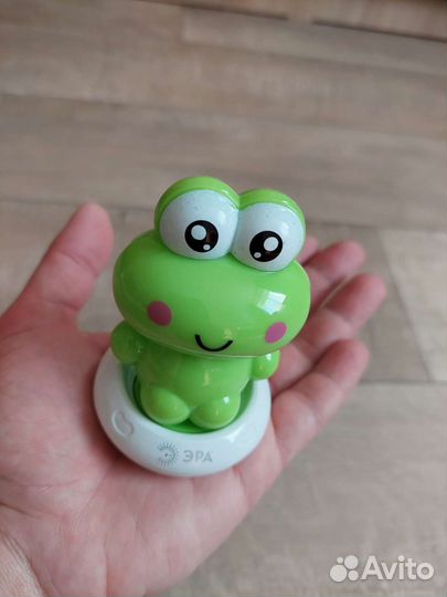 Ночник в розетку Эра Лягушонок