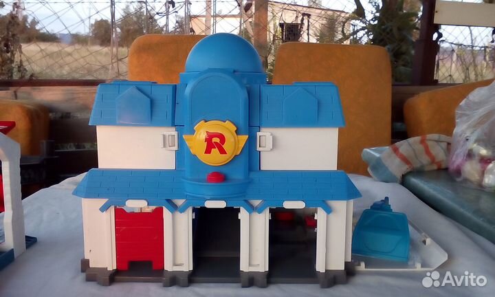 Космическая станция R