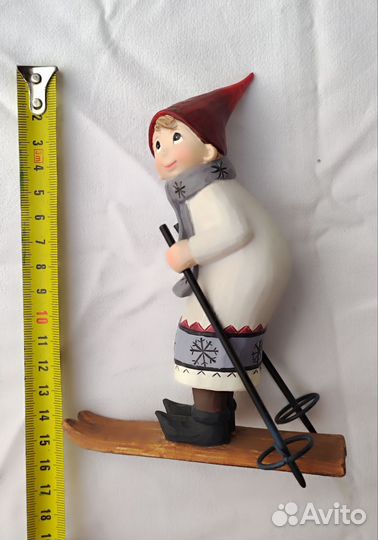 Фигурка Гном мальчик на лыжах. Новогодняя игрушка