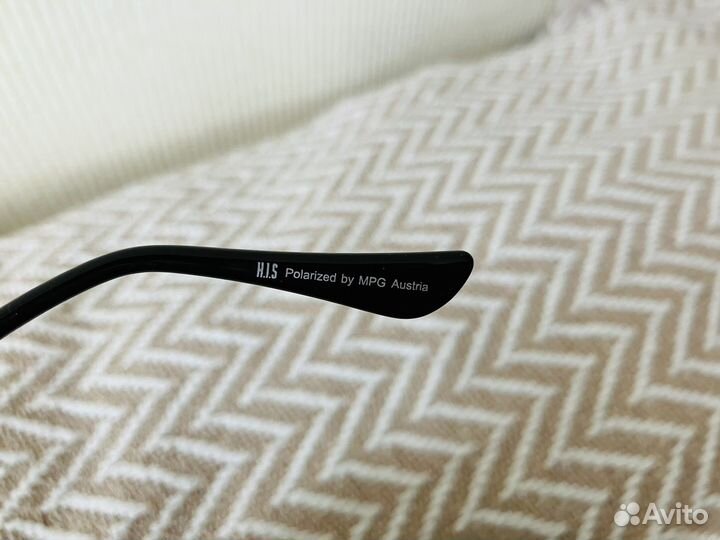 Солнцезащитные очки H.I.S