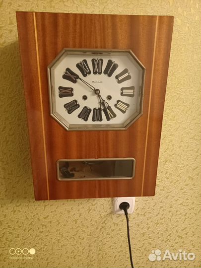 Часы янтарь с боем