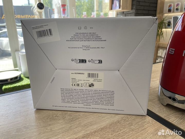 Чайник электрический smeg KLF04 красный