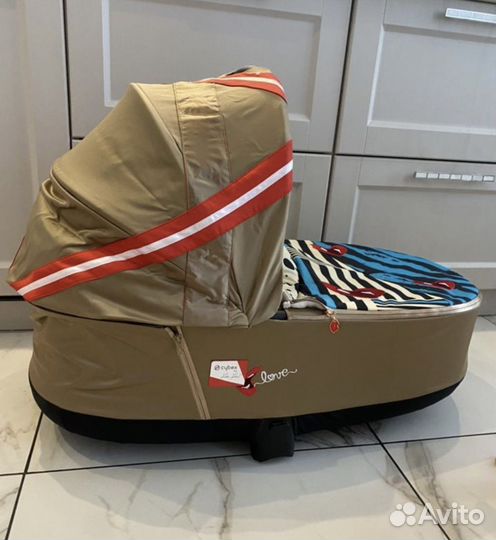 Коляска Cybex Priam III