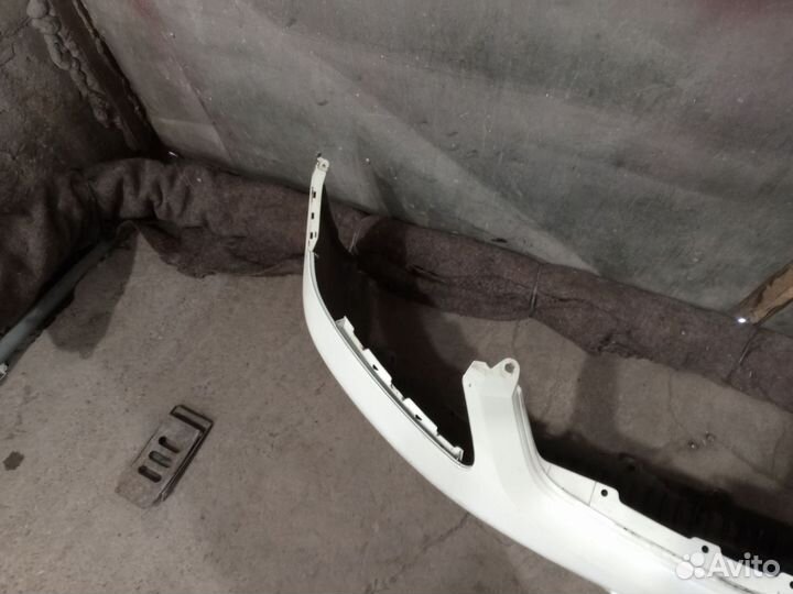 Бампер передний на honda civic 4d