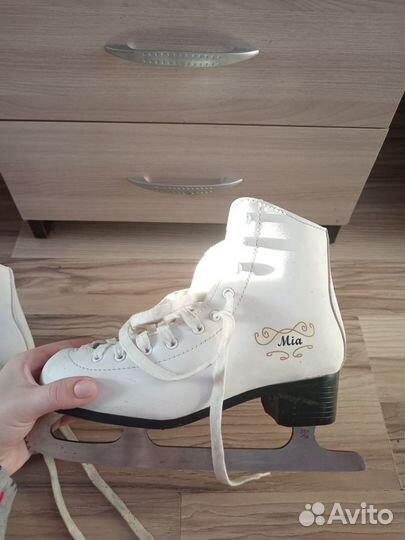 Коньки фигурные