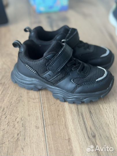 Кроссовки на мальчика, 27р
