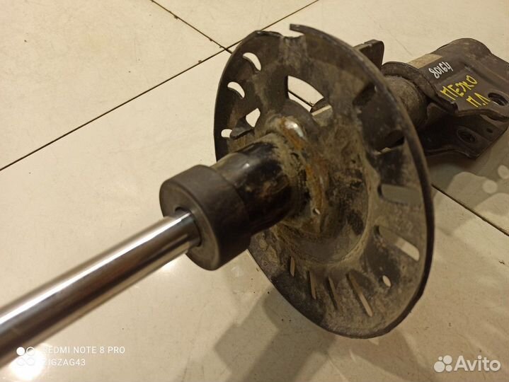 Амортизатор подвески(передний левый)