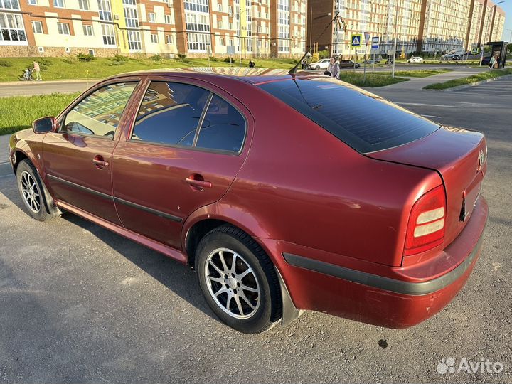 Skoda Octavia 1.6 МТ, 2008, 373 000 км