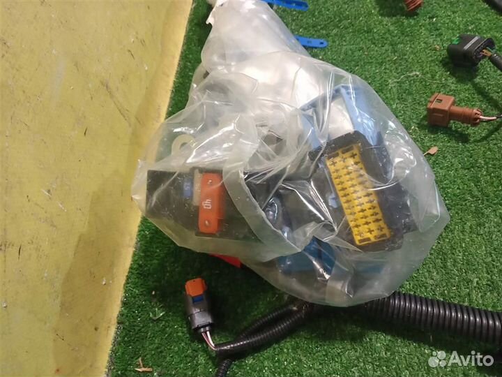 Проводка (коса) Renault Logan II 2014