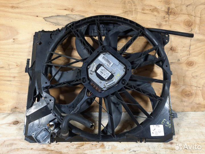 Диффузор радиатора Bmw 323I E90 N52B25A 2006