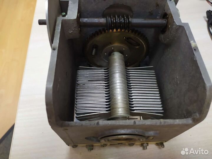 Конденсатор переменной емкости