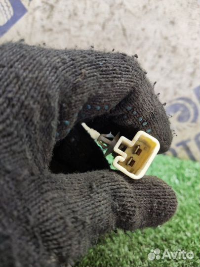 Проводка двери передняя правая Toyota Avensis