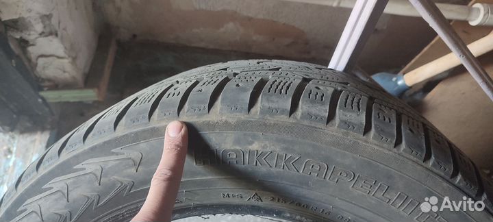 Nokian Tyres Hakkapeliitta 7 215/60 R16