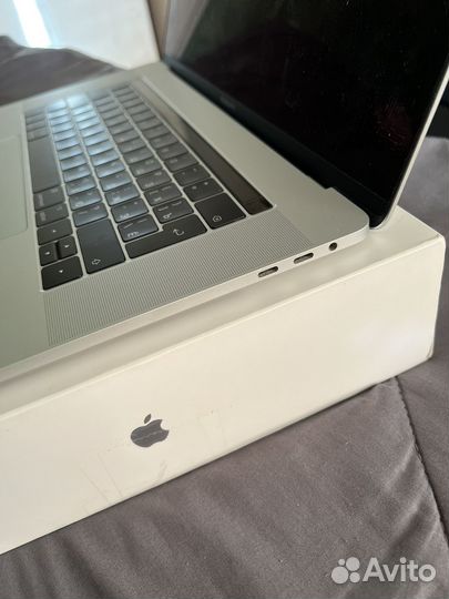 MacBook Pro 15