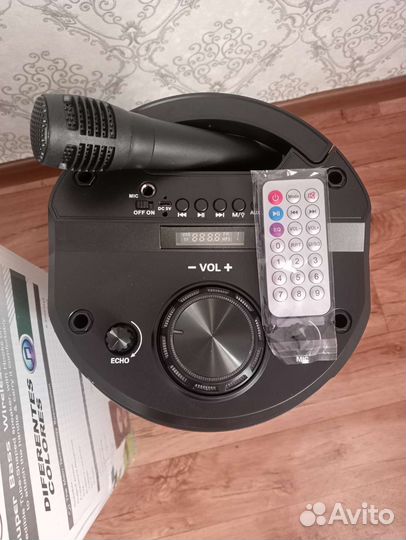 Bluetooth колонка (большая,новая)
