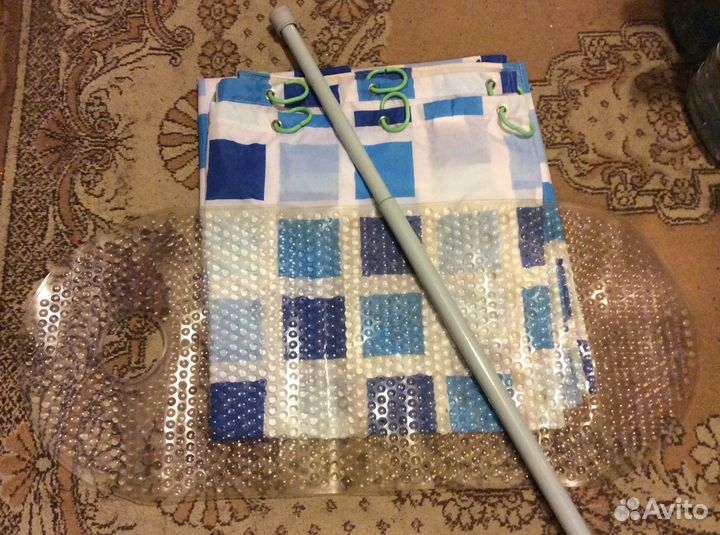 Принадлежности для ванной комнаты