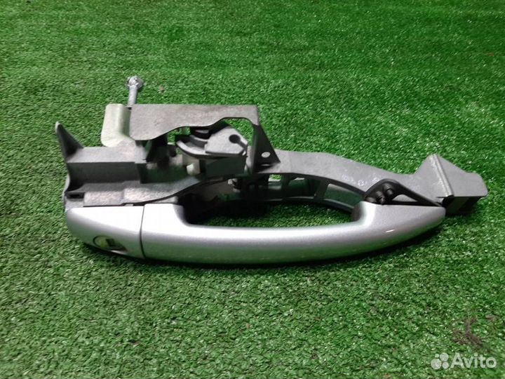 Ручка наружная двери передней правой Peugeot 3008