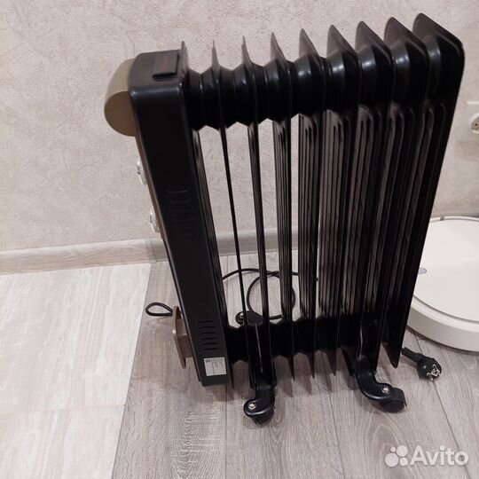Масляный радиатор обогреватель состояние нового