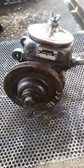 Насос гур Mercedes-Benz W123 W123 OM615