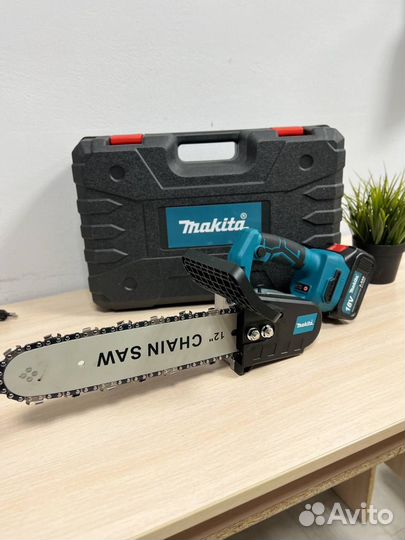 Цепная пила аккумуляторная Makita 18v