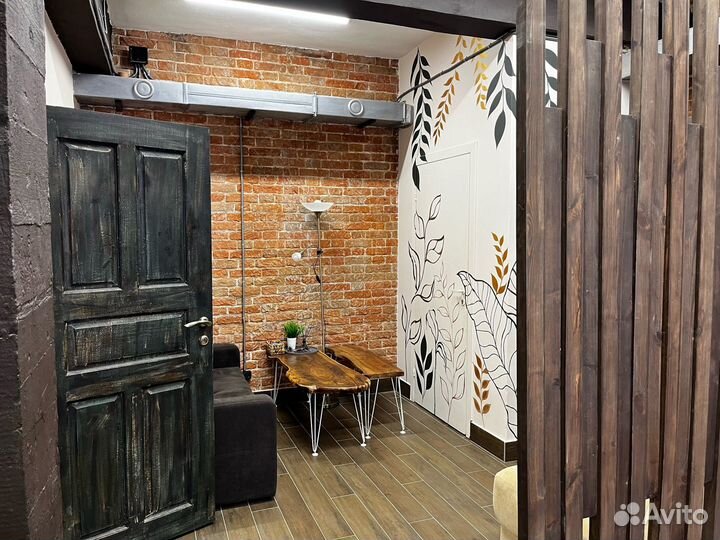 Студия йоги, центр практик гвоздетерапии