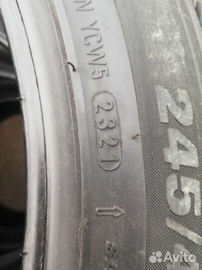 Kumho WinterCraft WP71 245/45 R19 и 275/40 R19 105V