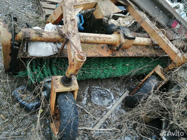 Щётка для чистки дорог