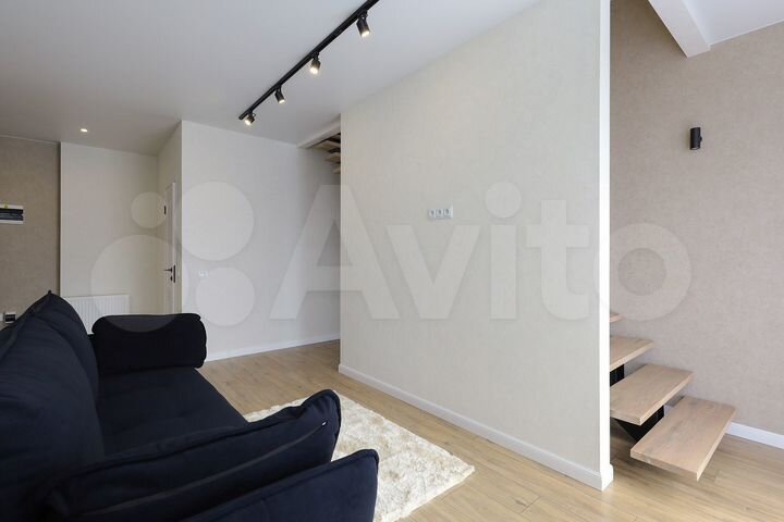 2-к. квартира, 83 м², 9/9 эт.