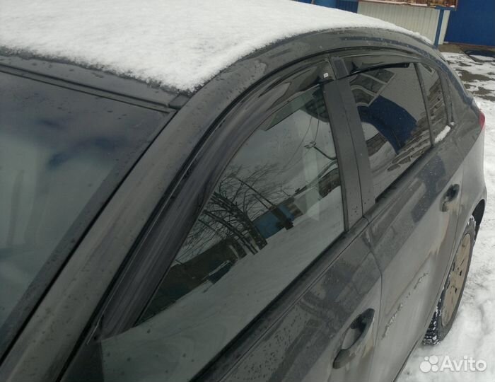 Дефлектор двери Chevrolet Cruze хэтчбек с 2011