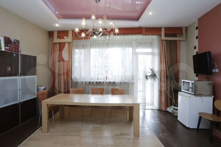 Коттедж 603 м² на участке 35 сот.