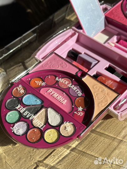 Бьюти бокс с косметикой 45 предметов