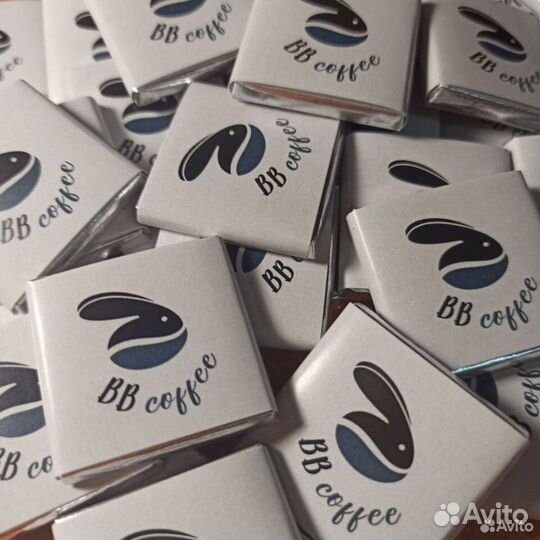 Шоколад с логотипом и предсказаниями