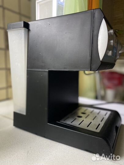 Кофеварка рожковая Vitek VT-1511