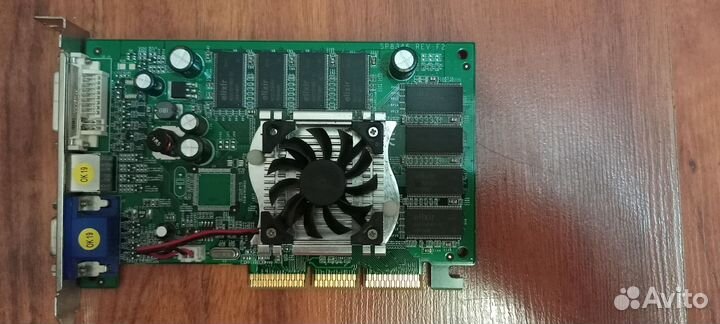 Материнская плата с процессором и памятью