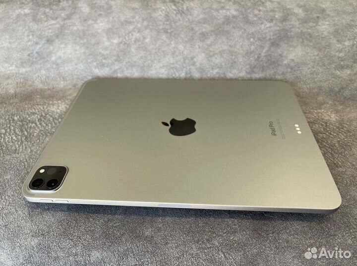 iPad Pro 11 2022 M2 128Gb (АКБ100%)