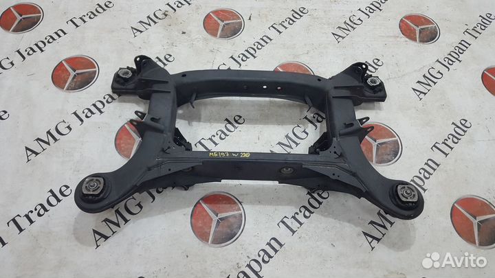 Подрамник задний на Mercedes-Benz W215 W220