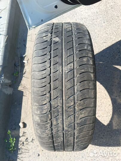 Hankook Radial 866 2.25/5 R4