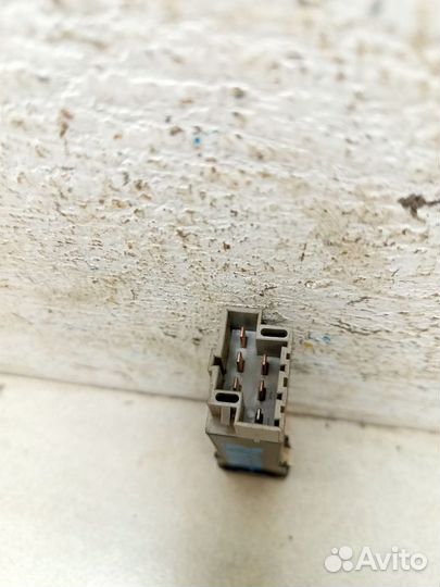 Кнопка Вольво 850