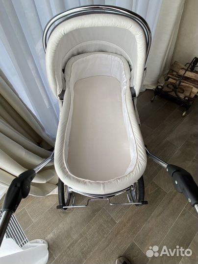 Коляска Hesba