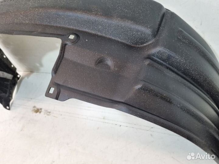Подкрылок передний левый Toyota Land Cruiser Prado