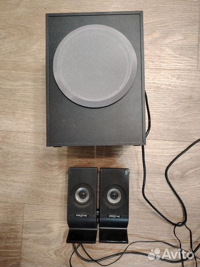 Колонки 2.1 creative